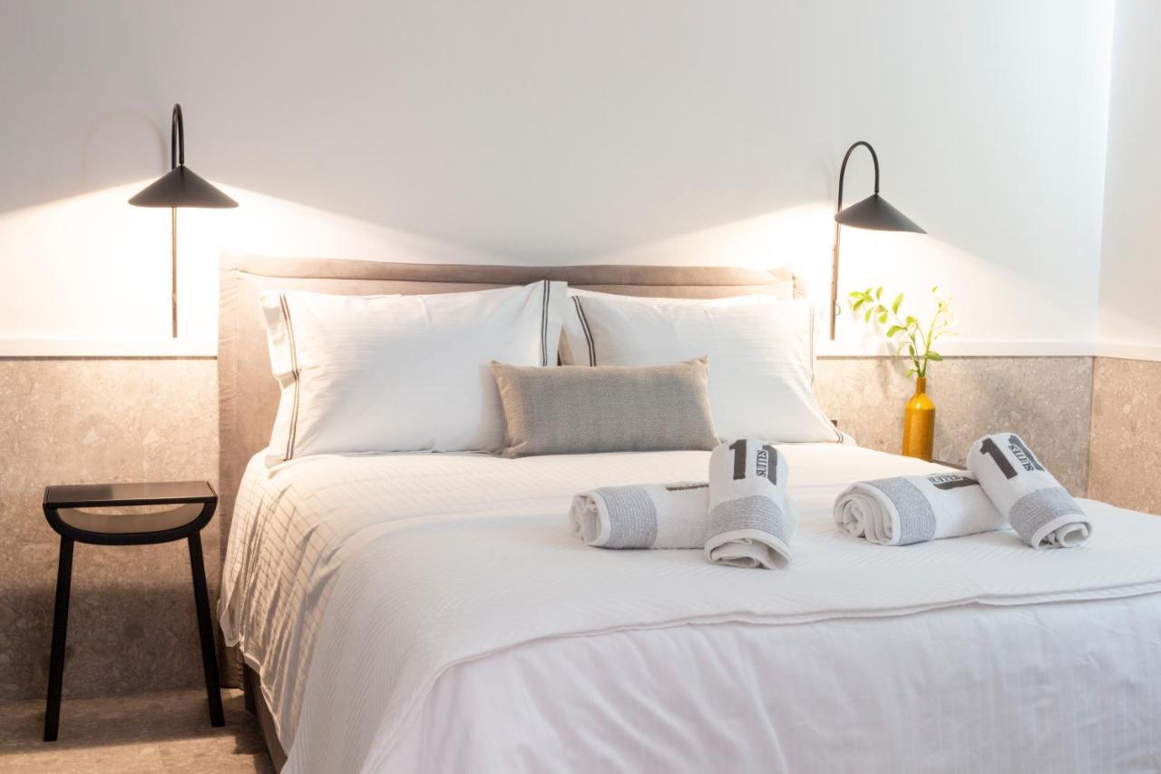 11Suites Aigio Dış mekan fotoğraf
