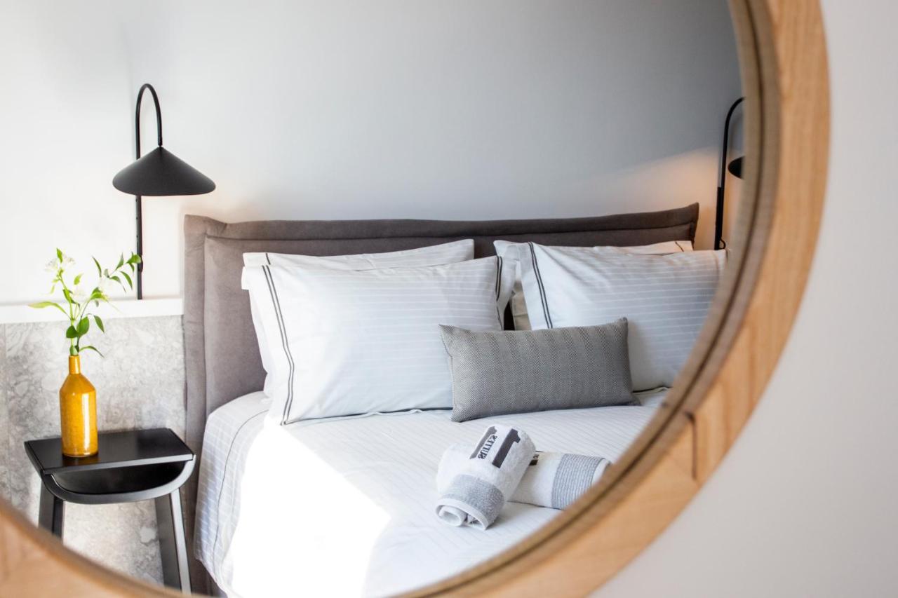 11Suites Aigio Dış mekan fotoğraf