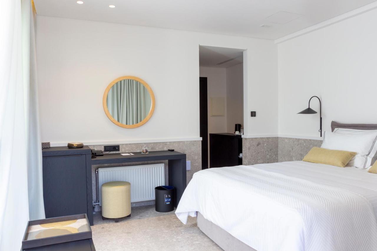 11Suites Aigio Dış mekan fotoğraf