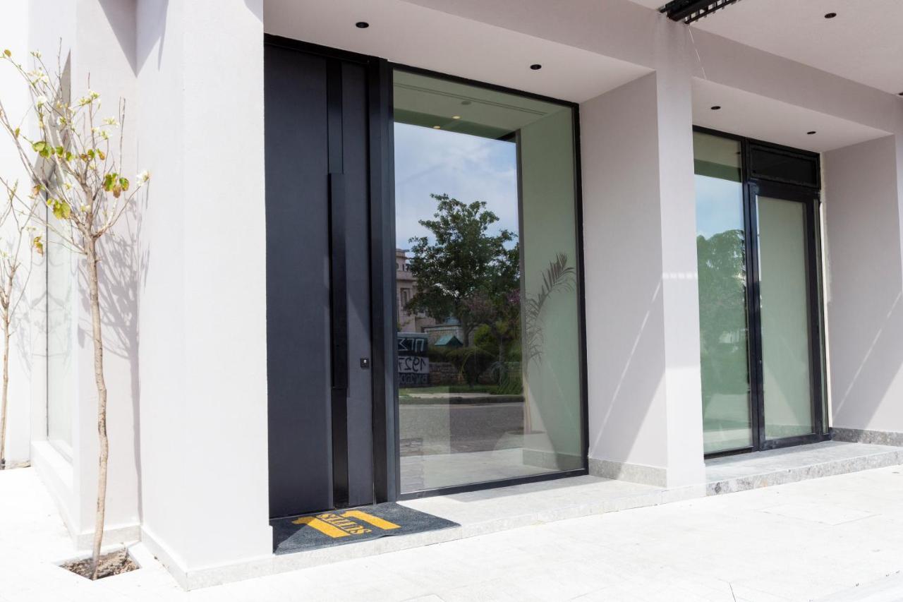 11Suites Aigio Dış mekan fotoğraf